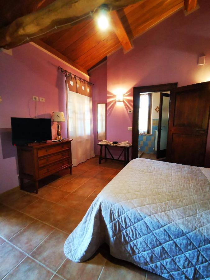 La Casa Dei Tigli Panzió Cannara Kültér fotó
