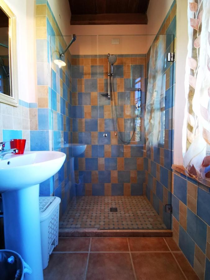 La Casa Dei Tigli Panzió Cannara Kültér fotó